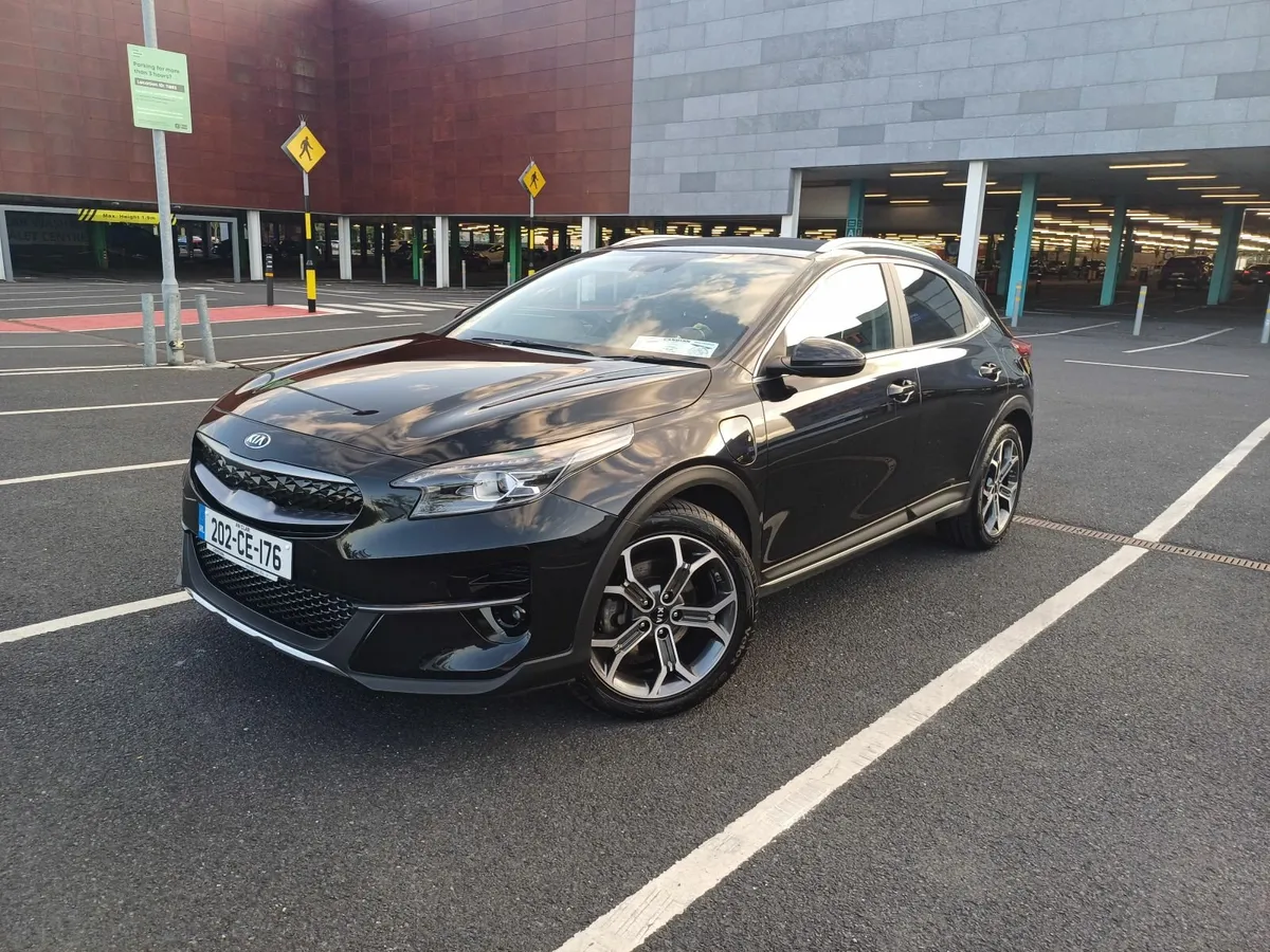 Kia XCeed 1.6 Phev Petrol/Plug-In Hybrid - Image 2