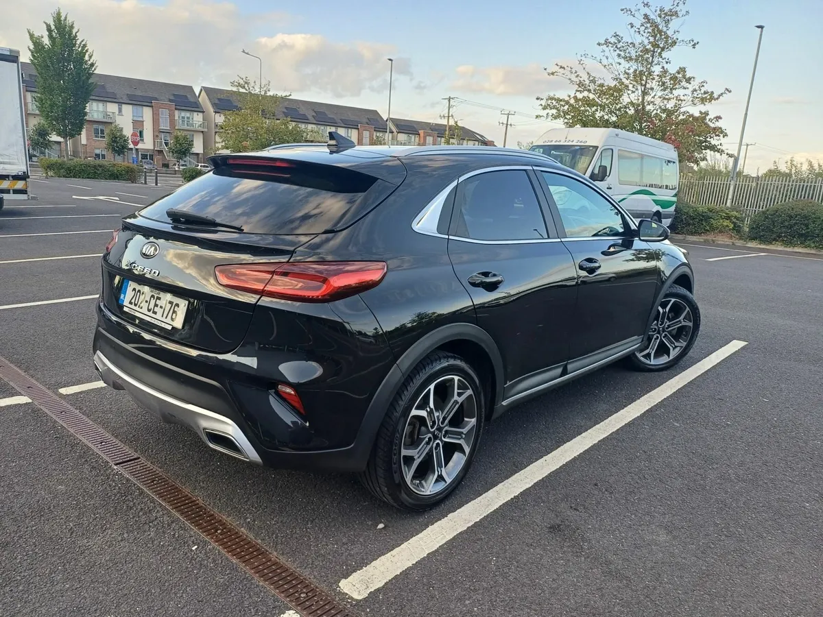 Kia XCeed 1.6 Phev Petrol/Plug-In Hybrid - Image 3