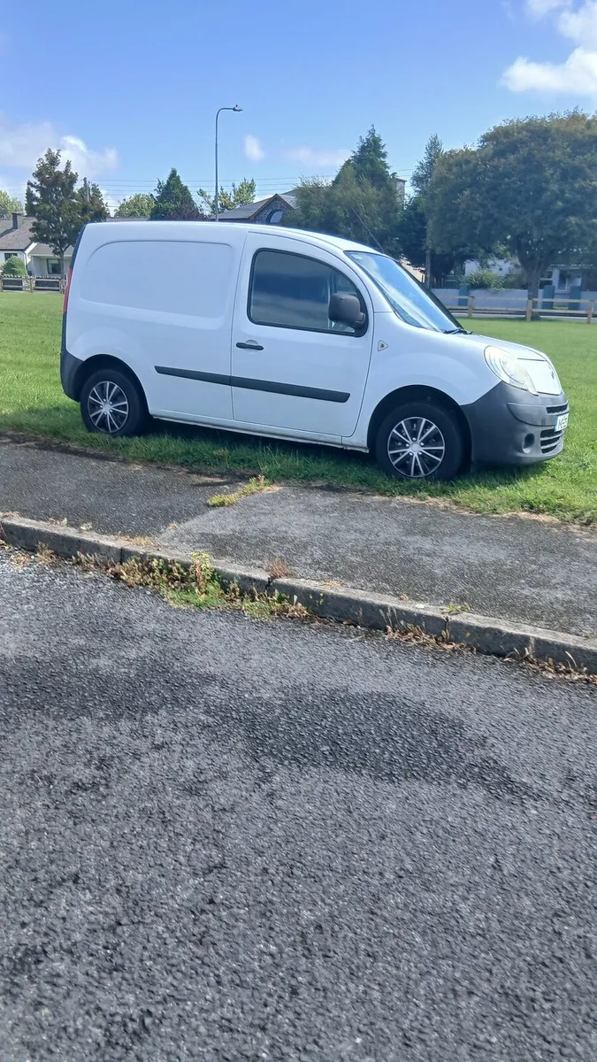Renault Kangoo 2011 - Image 1