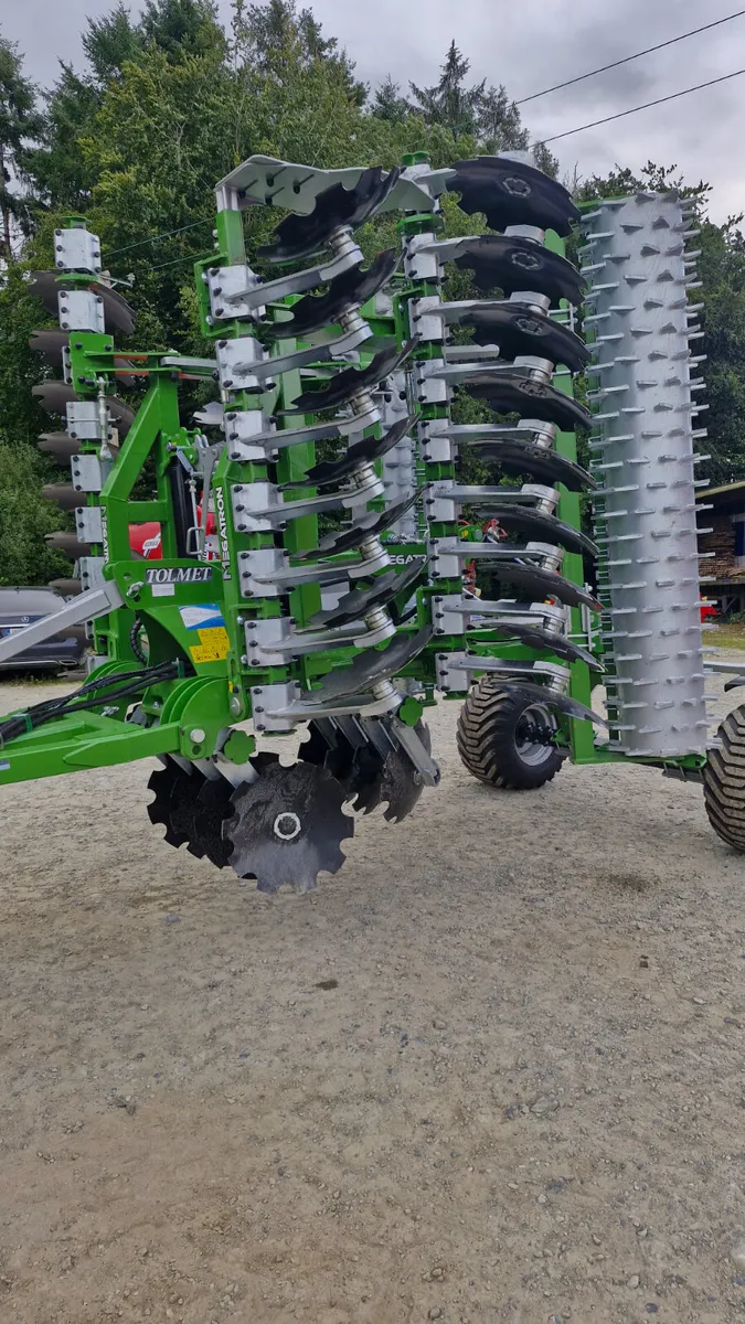Disc harrow - Image 1