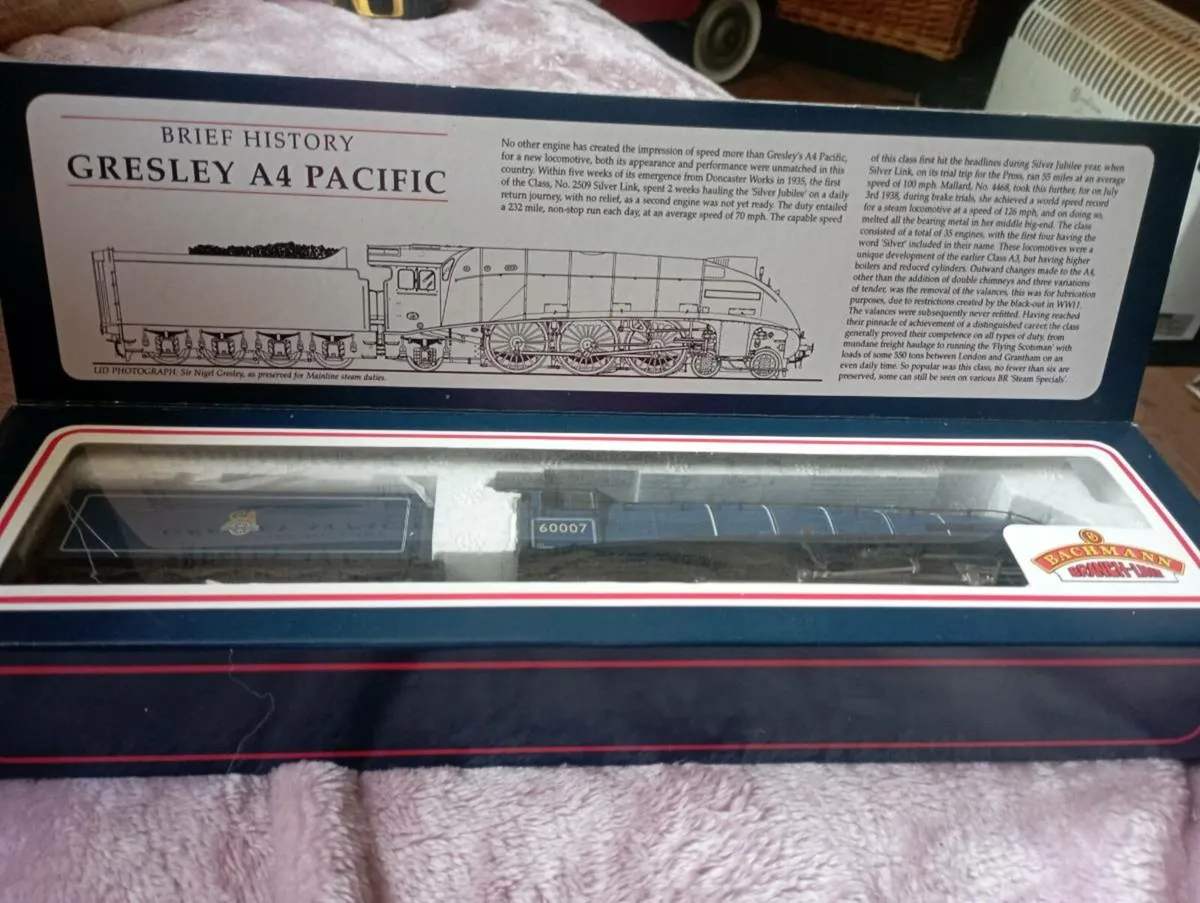 BACHMANN BRANCHLINE GRESLEY A4  4-6-2 LOCOMTIVE - Image 1
