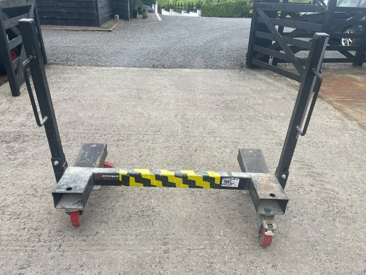 ARMORGARD TROLLEY - Image 2