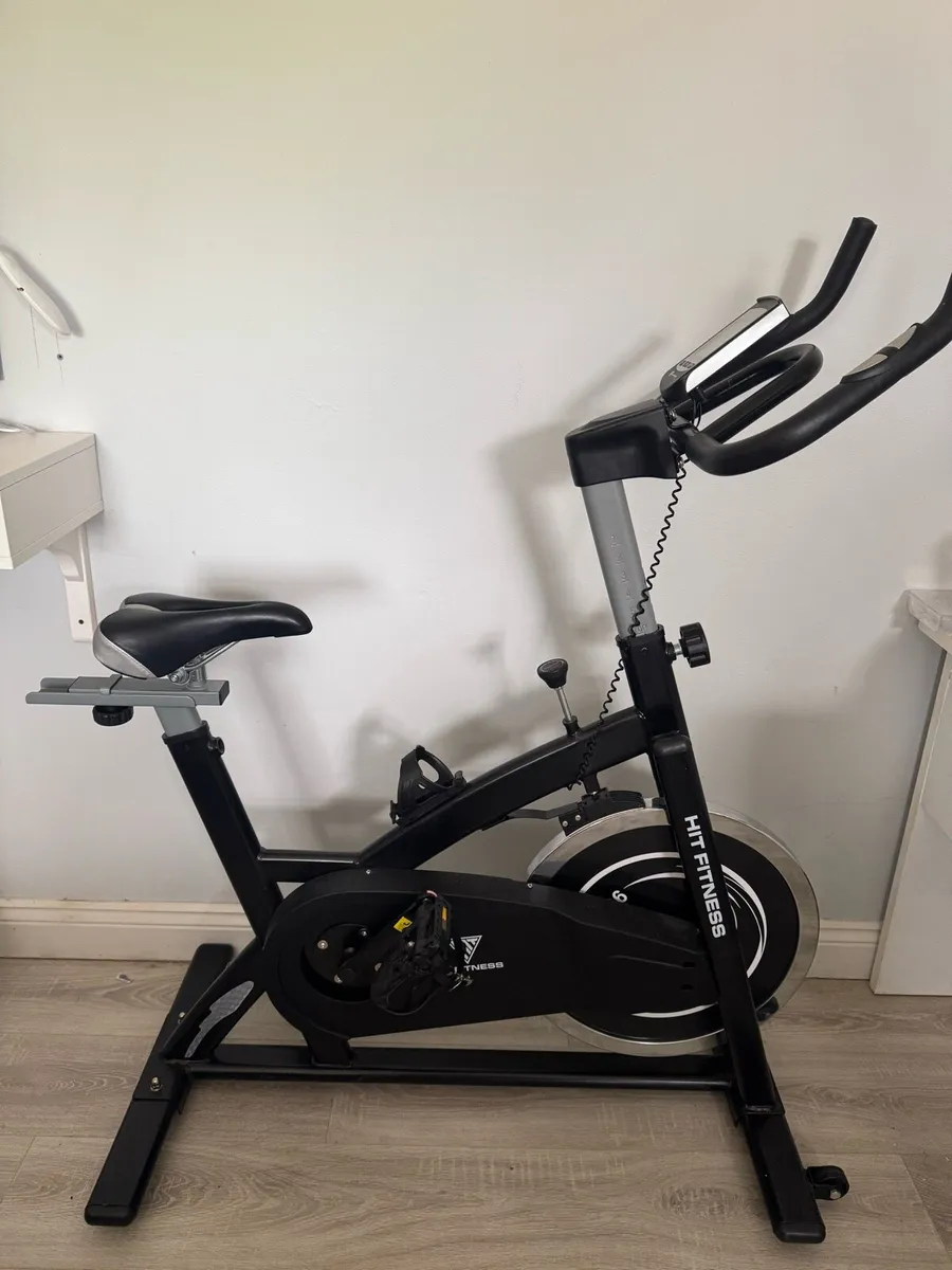 Exercise bike - Image 1