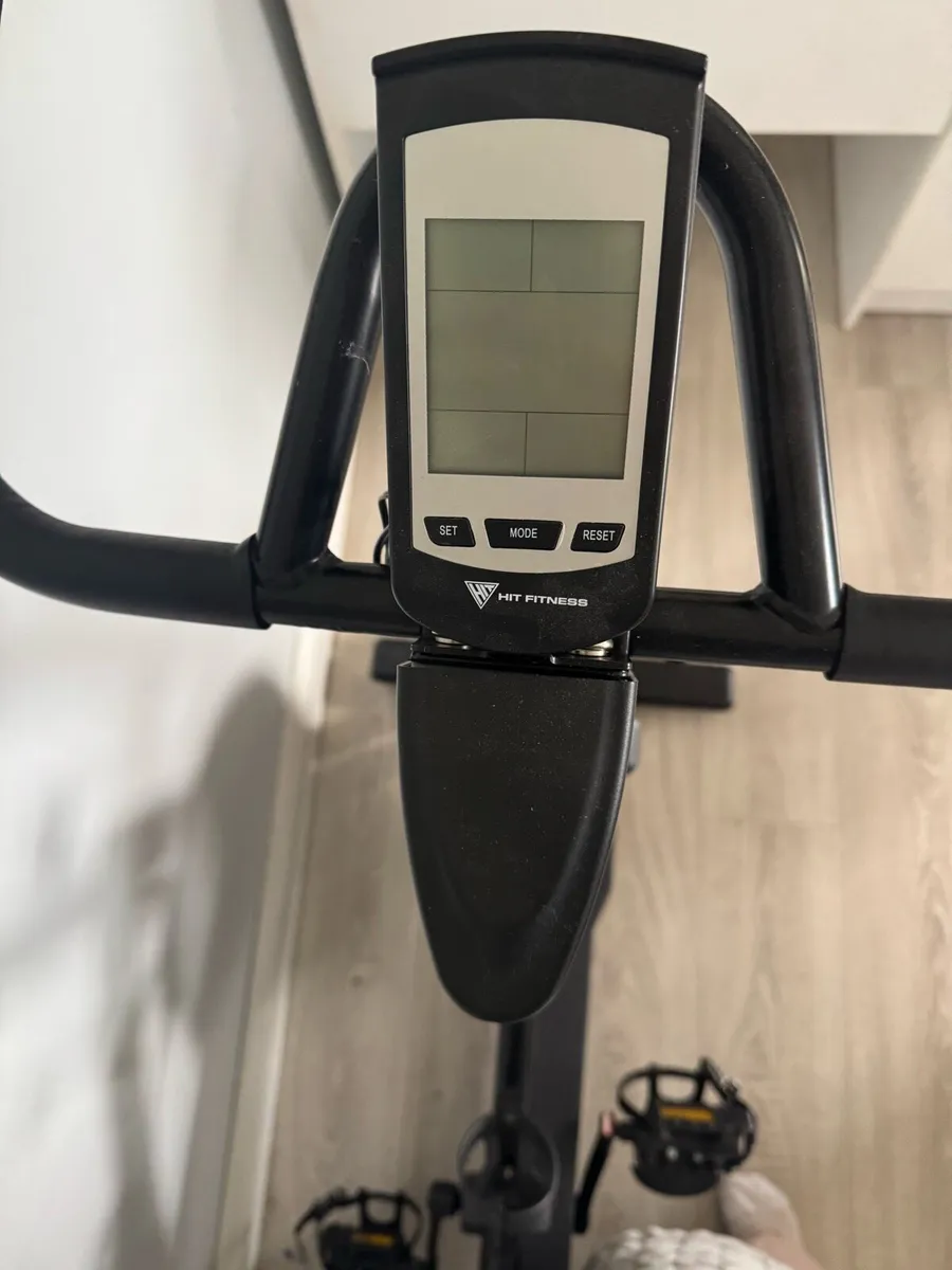 Exercise bike - Image 2