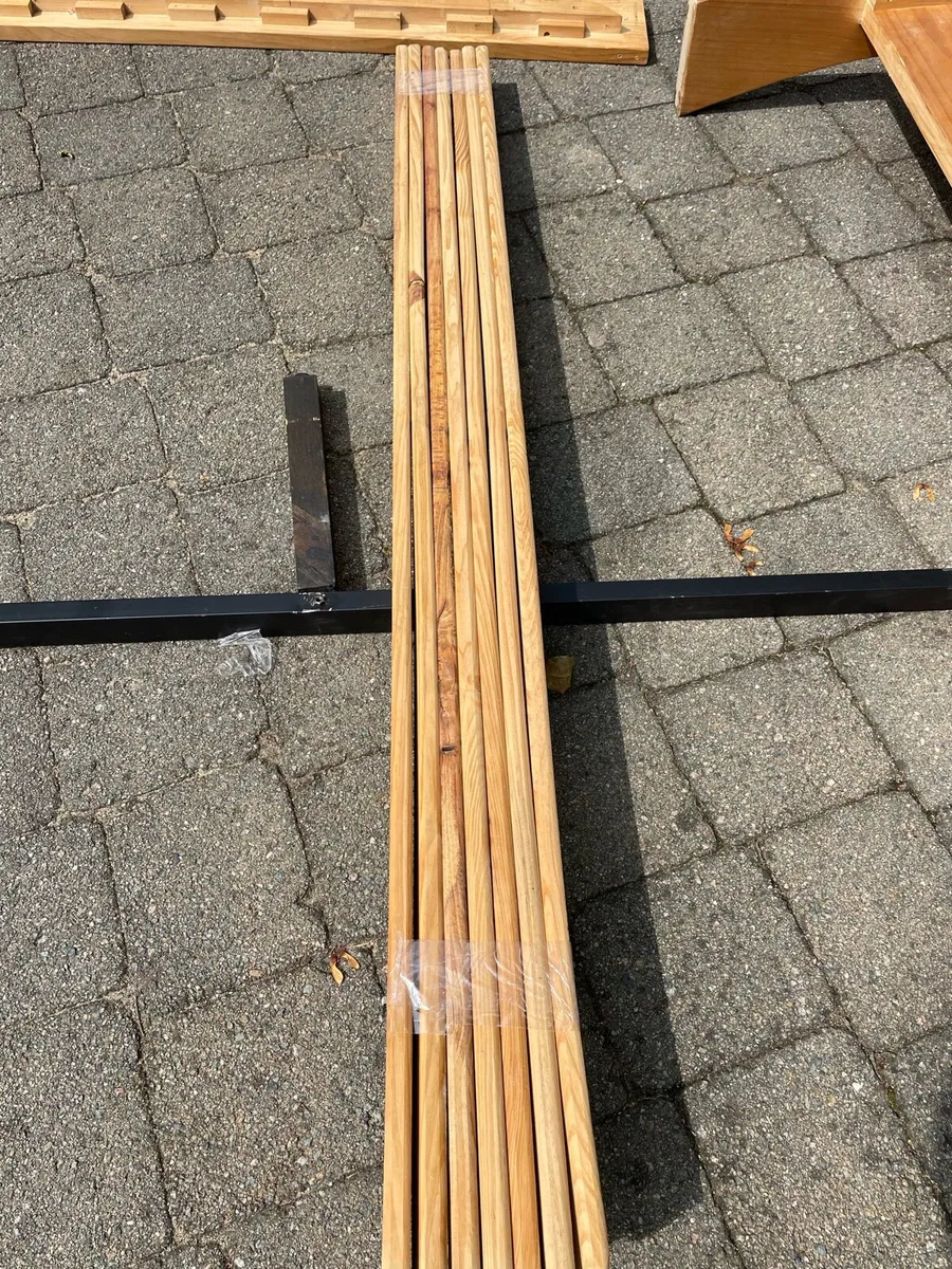 Queen Sleigh Bed - wooden - unassembled - Image 4