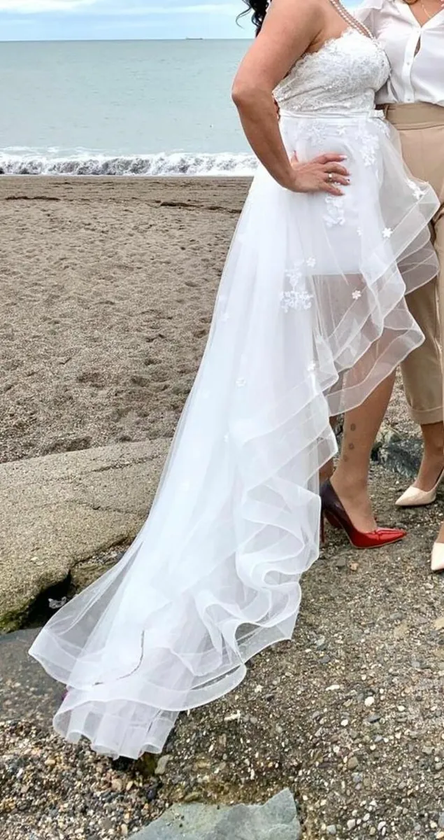 Wedding dress - Image 1