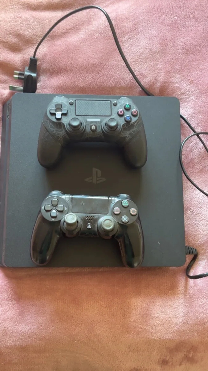 PS4 - Image 1