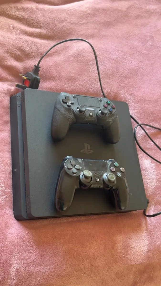 PS4 - Image 2