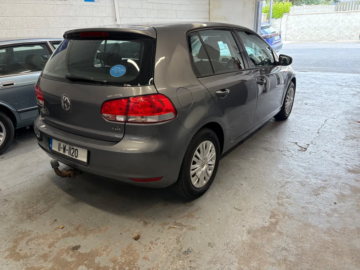 2011-VW -Golf 1.6 Dsl -Trendline - Image 2