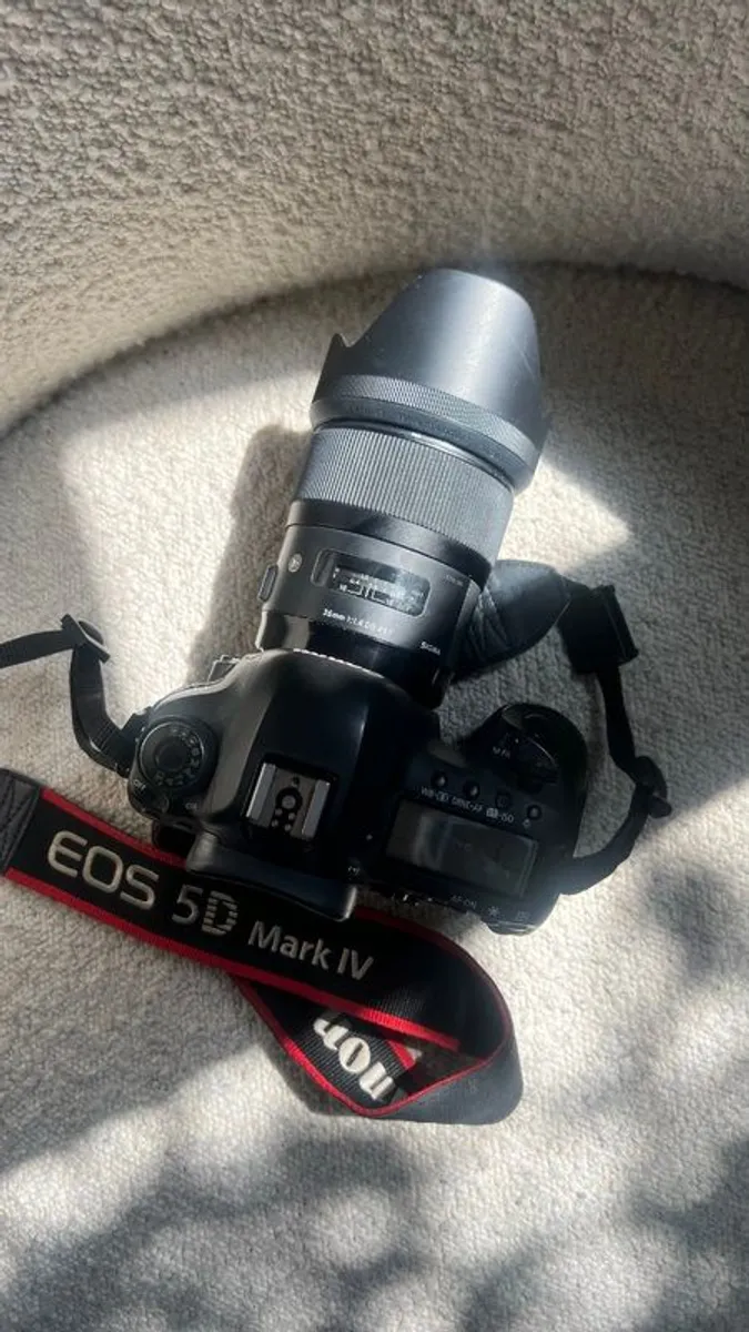 Sigma Lens - Image 1