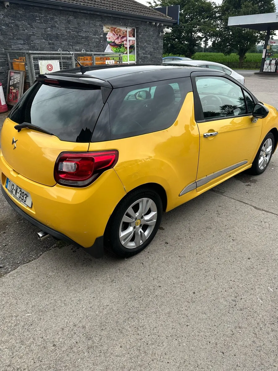 Citroen ds 3 2012 - Image 2