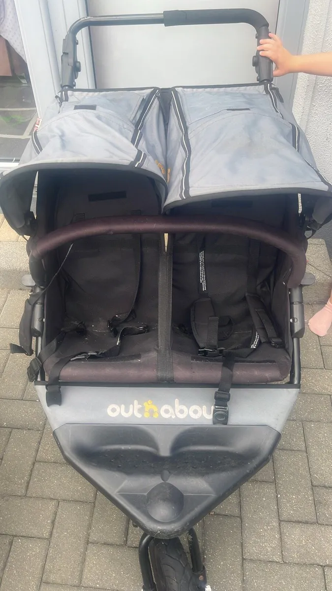 Out and about double buggy - Image 1