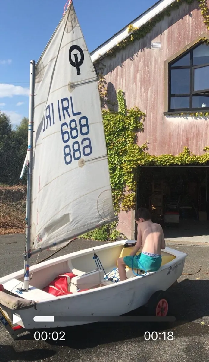Sailing dinghy  Optimist - Image 1