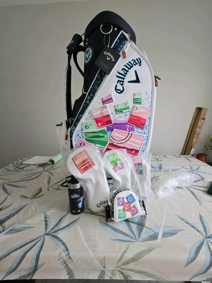 Major staff bags - Image 1