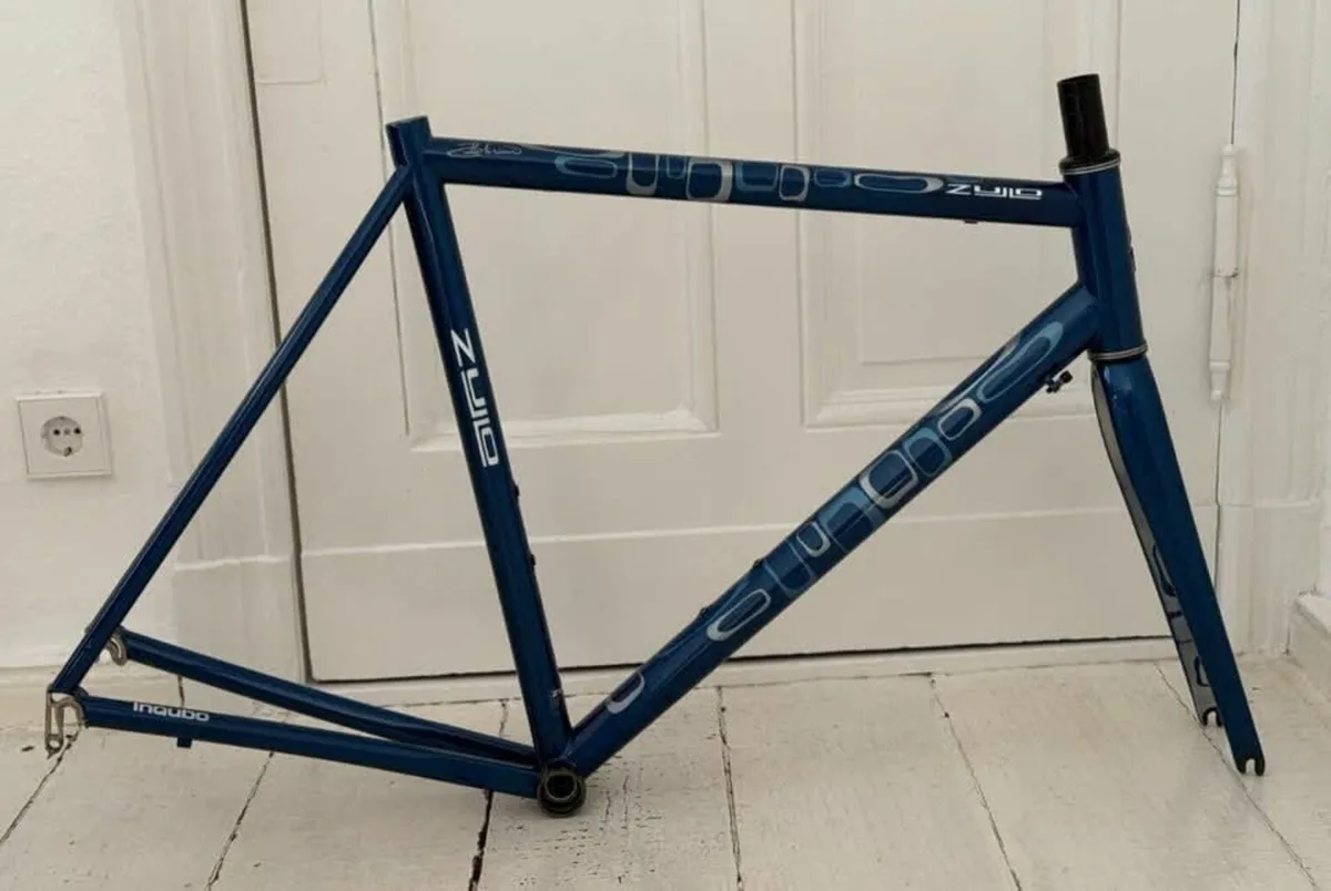 Zullo Inqubo Road Bike Frame (M-L) - Image 1