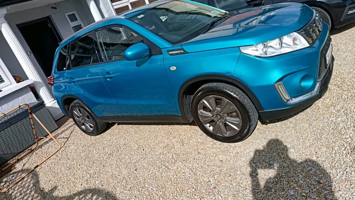 Car - Image 1