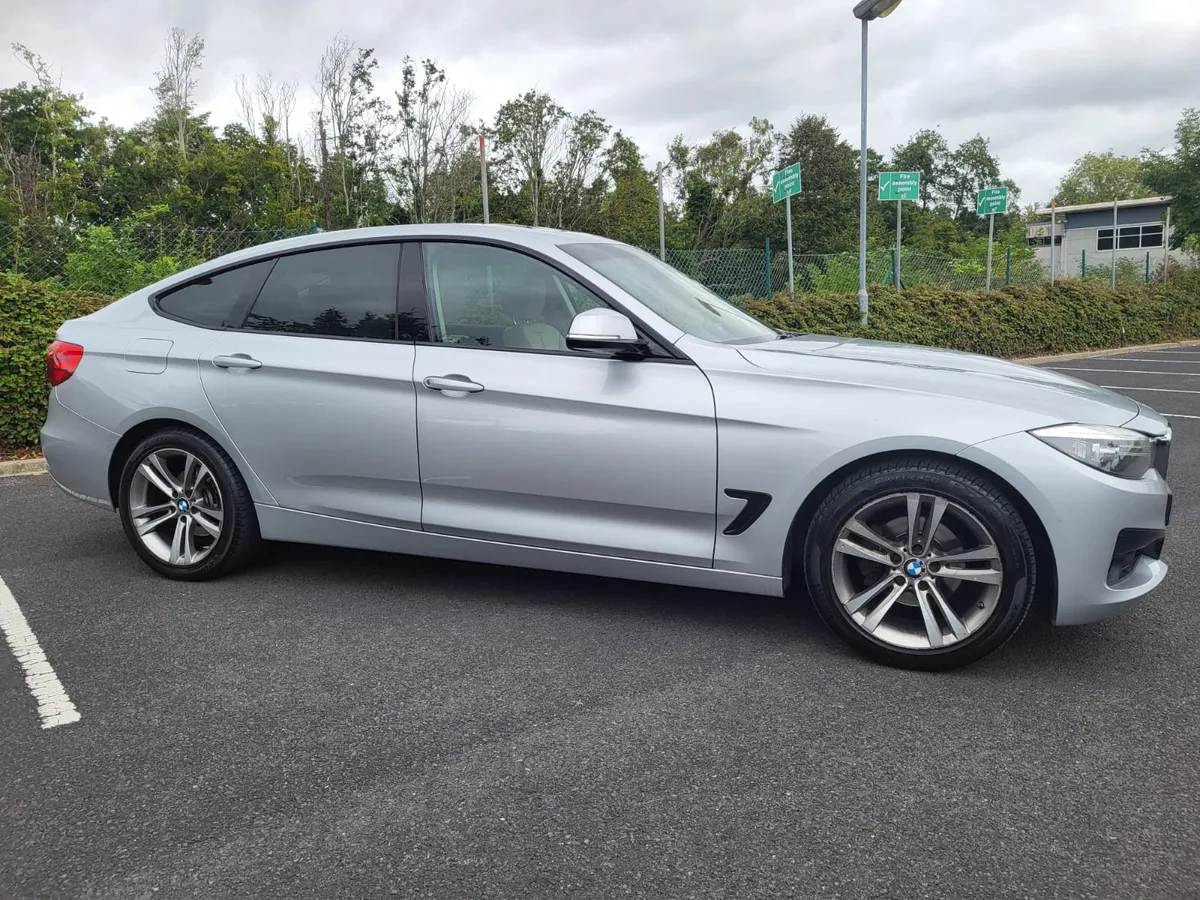 2015 BMW 318D GT SPORT AUTOMATIC - Image 1