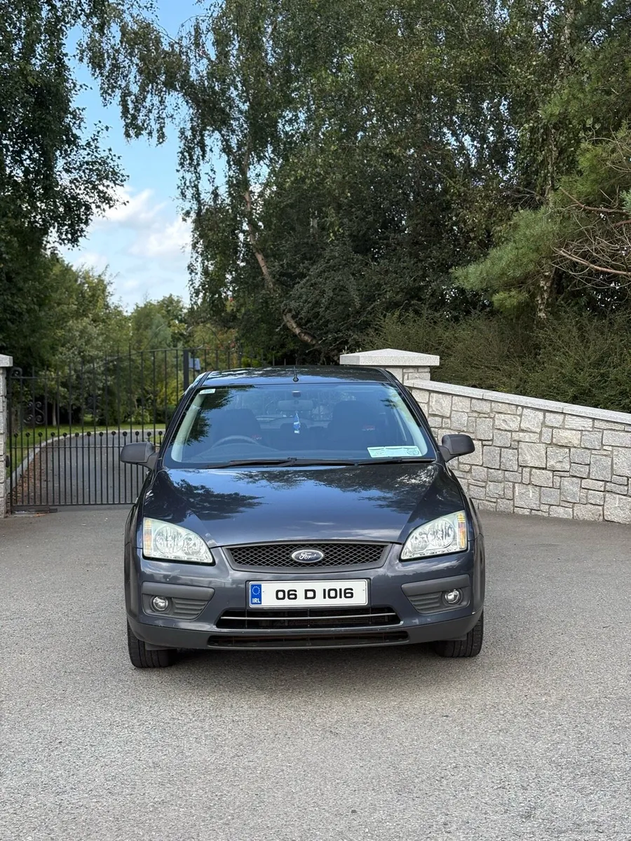 FORD FOCUS 1.4 petrol NCT01/26 TAX10/25 - Image 2