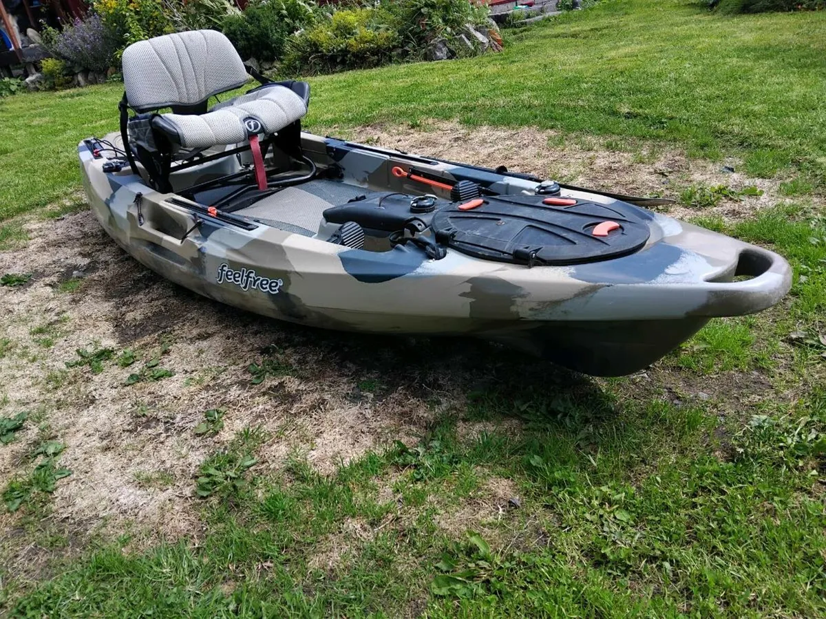 Fishing kayak - Image 1
