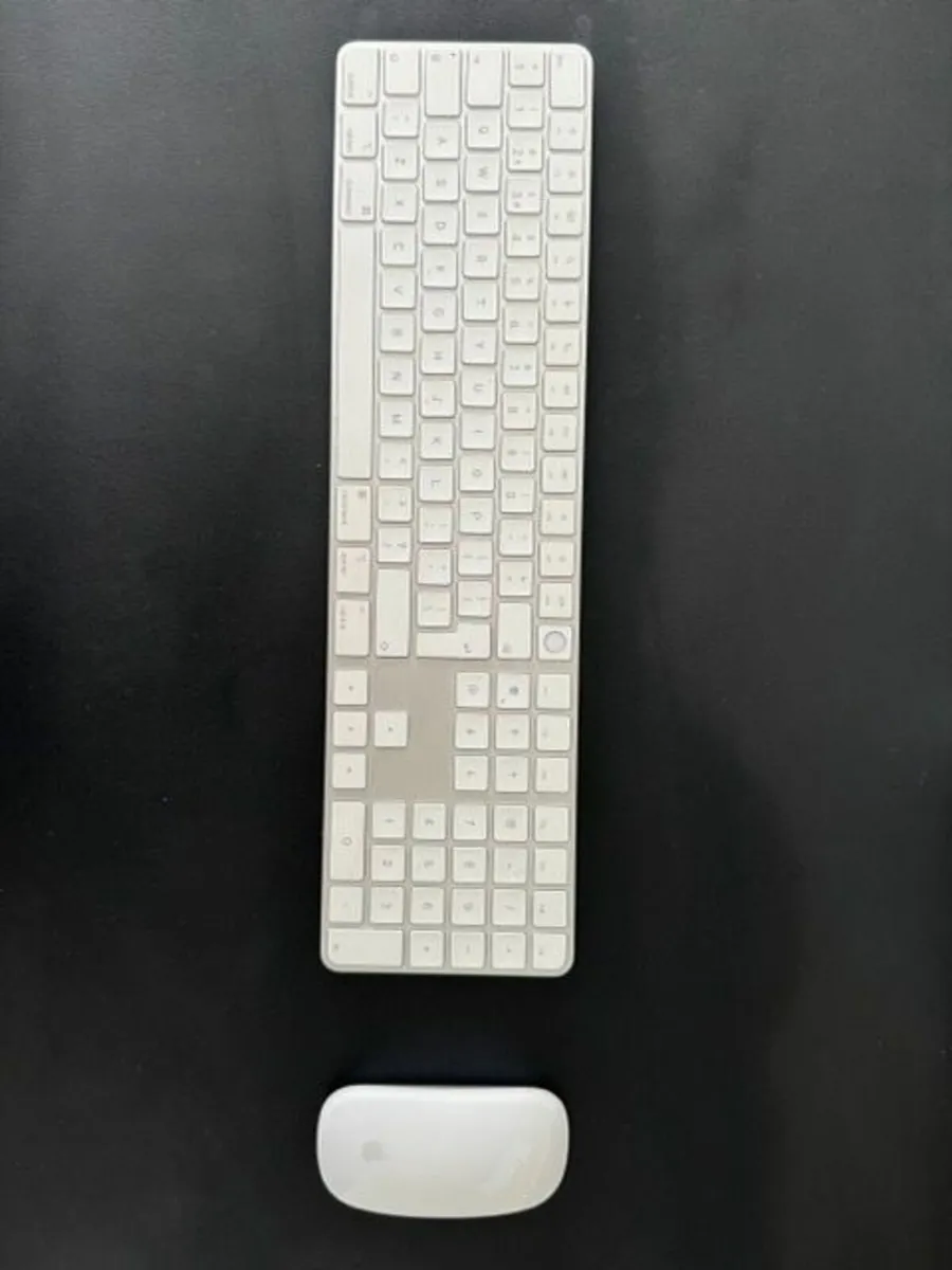 Mac Studio M2 Max 32GB/512GB Magic Keyboard/Mouse - Image 2