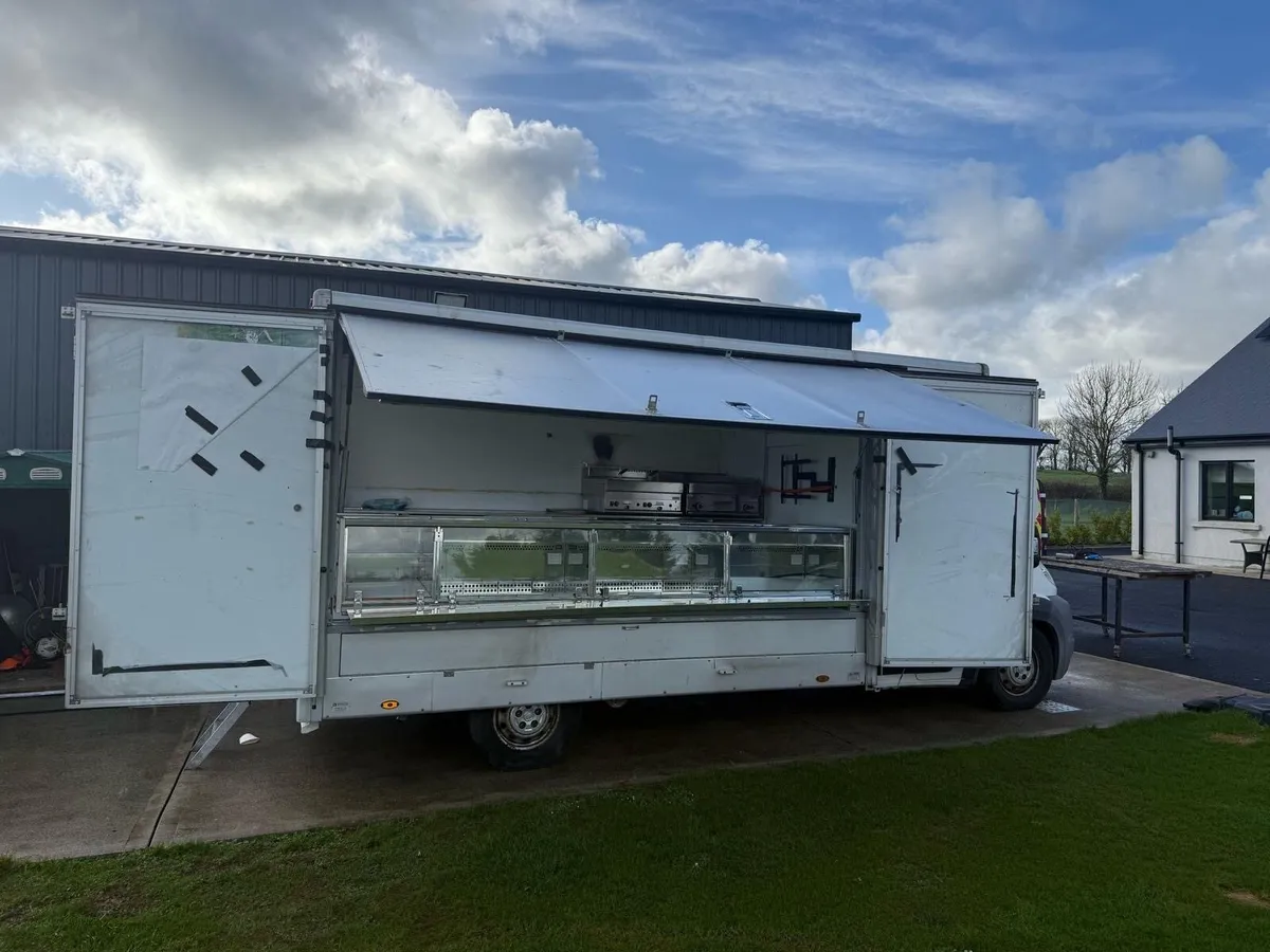 Food truck - Image 1