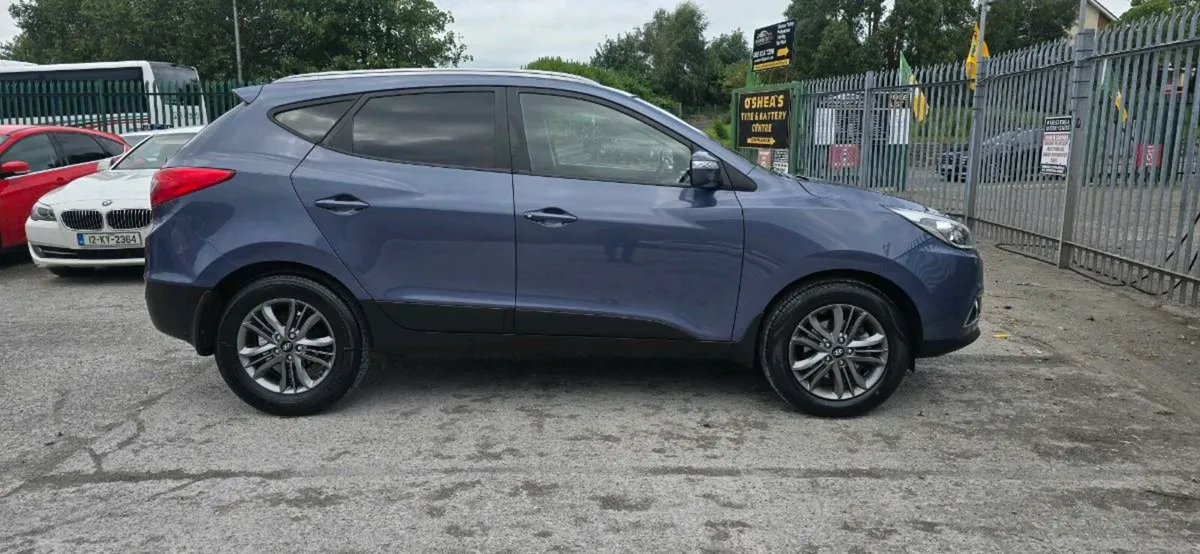 Hyundai ix35 - Image 2