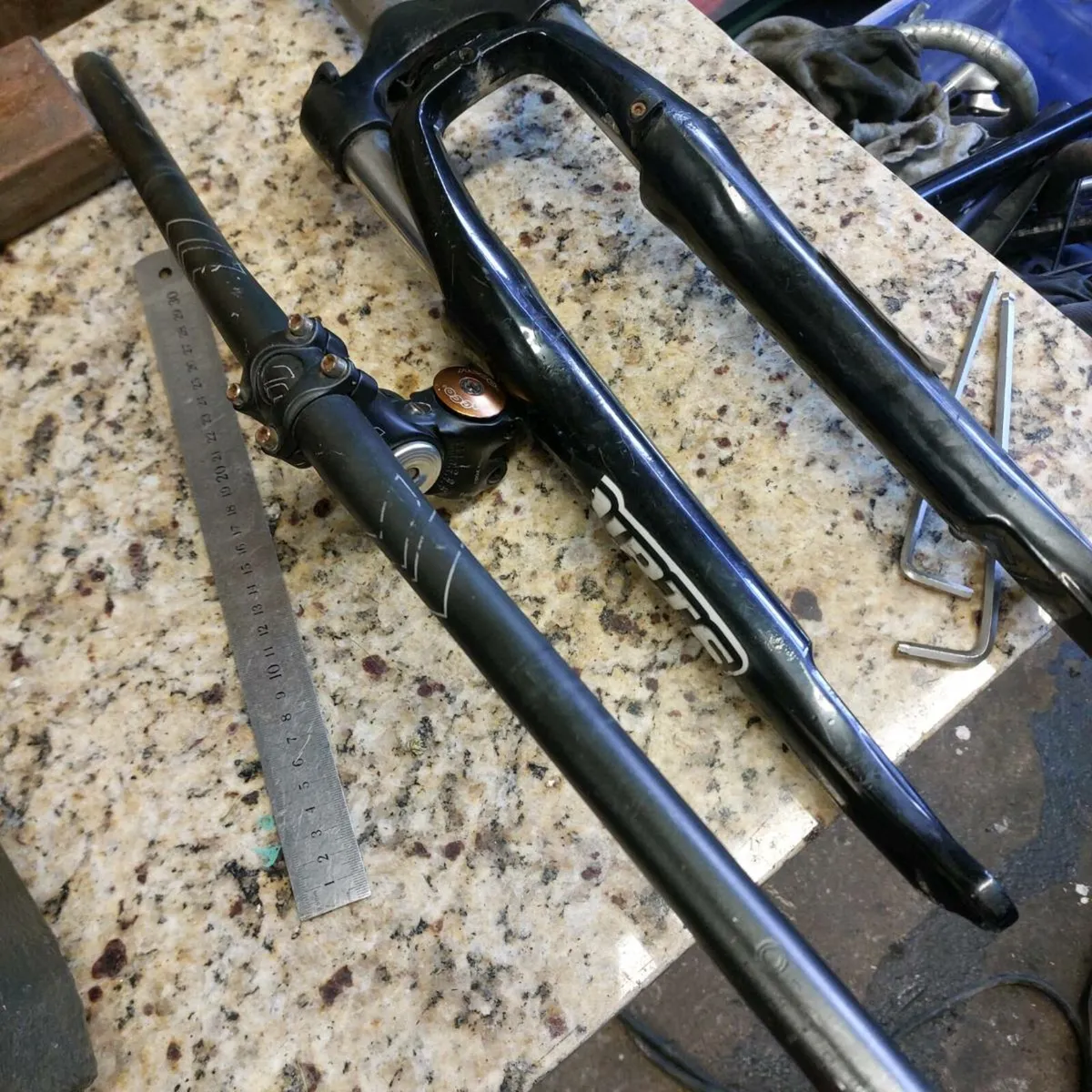 Bike parts - Image 1