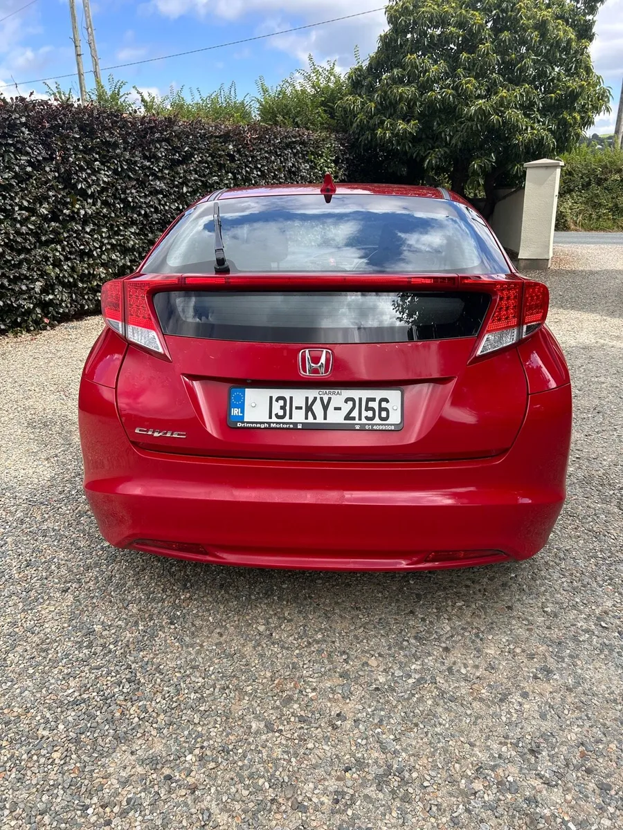 Honda civic - Image 3