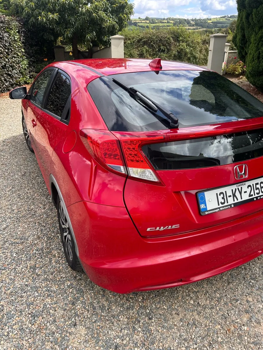 Honda civic - Image 4