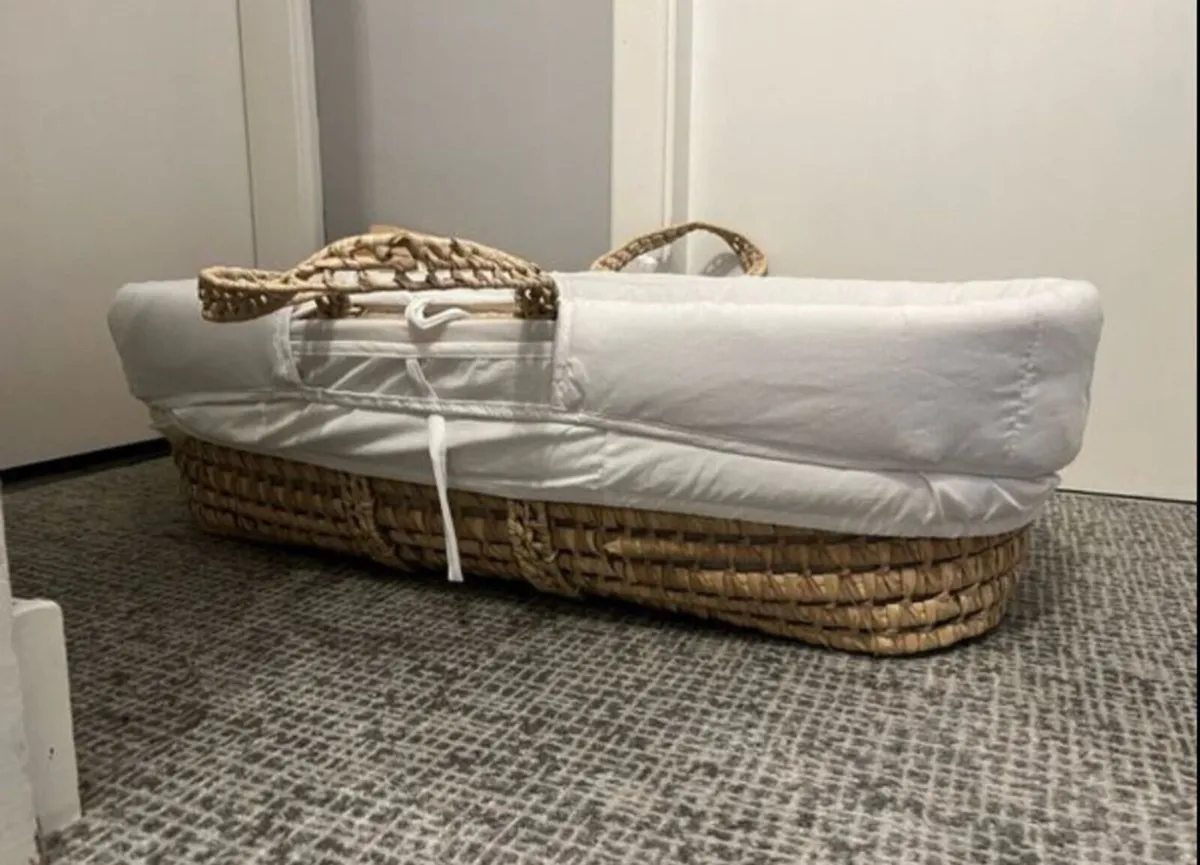 Moses basket - Image 2