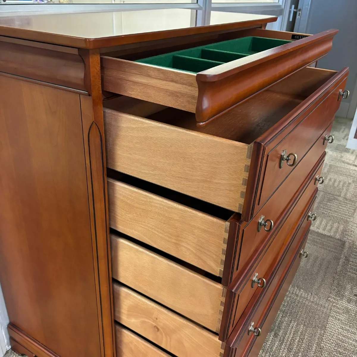 Fabulous mahogany chest of 6 drawers - Image 3