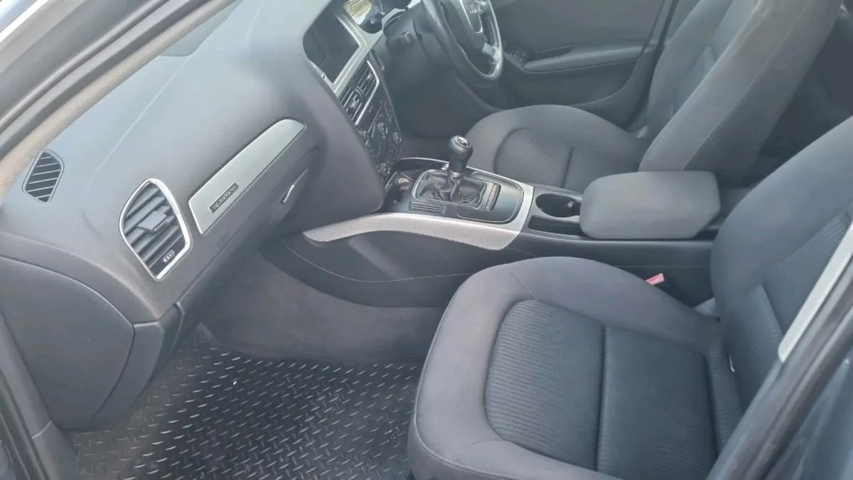 Audi a4 estate - Image 4
