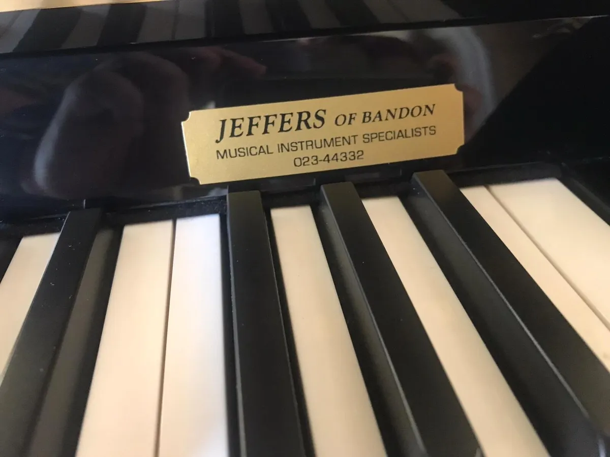 Piano for Sale Ballydesmond - Image 2