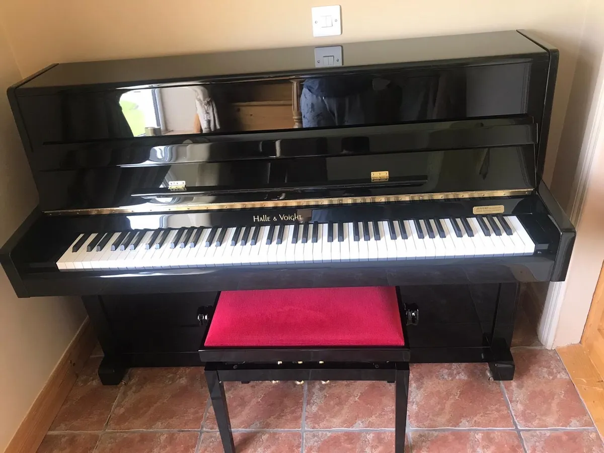 Piano for Sale Ballydesmond - Image 1