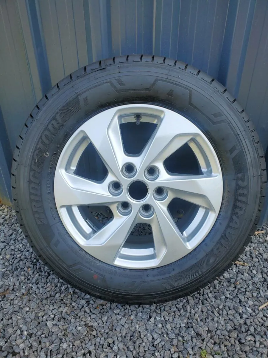 Ford transit custom alloys - Image 1