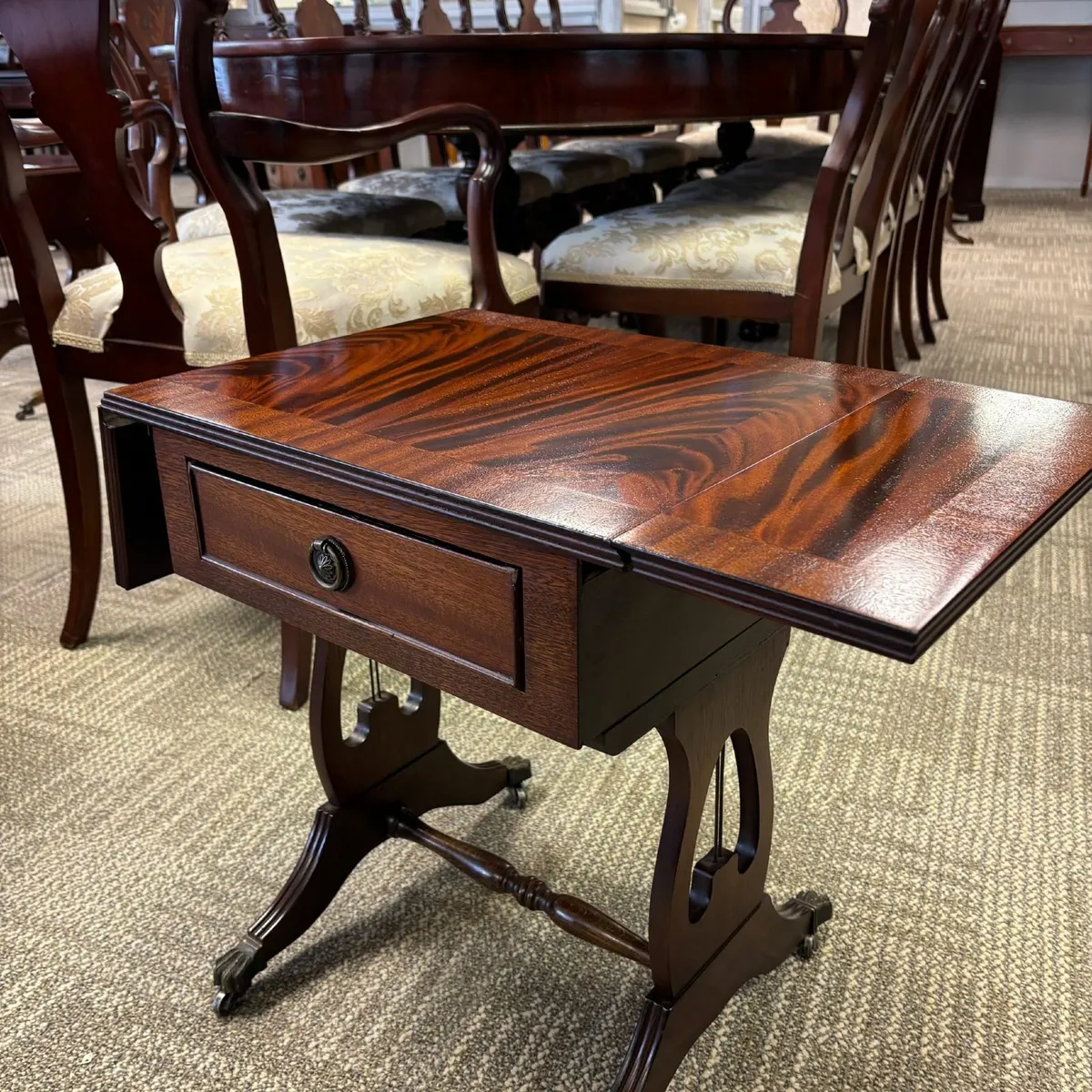 Fabulous mahogany inlaid drop leaf occasional tabl - Image 2
