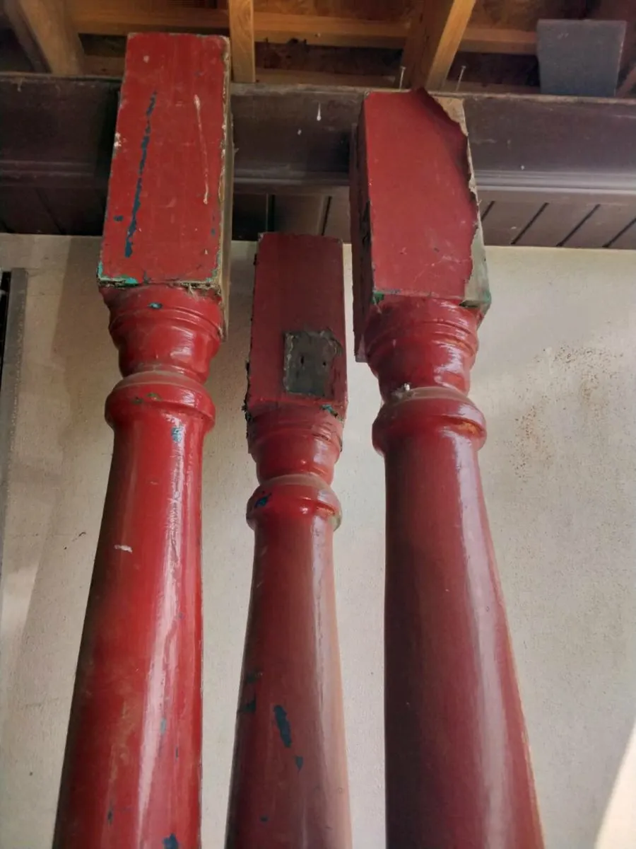 Old pitch pine beams - Image 3