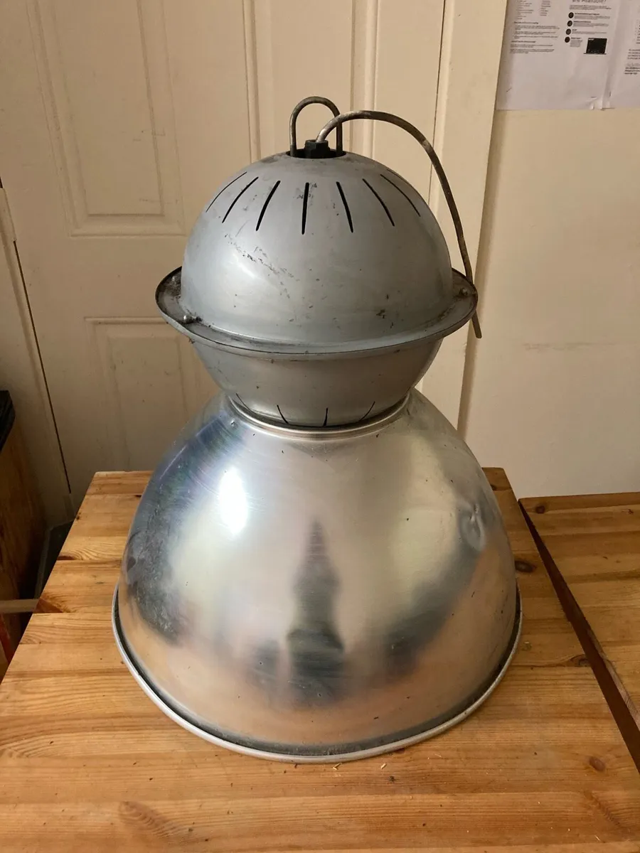 2 Large Industrial lights - Image 2