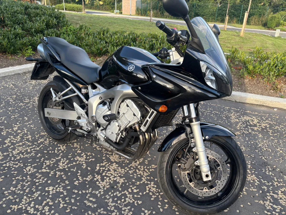 07 Yamaha FZ6 - Image 2