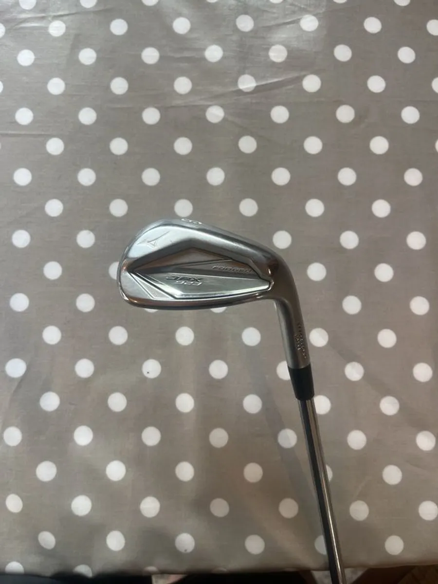 Mizuno 923 gap wedge 49 degree - Image 1
