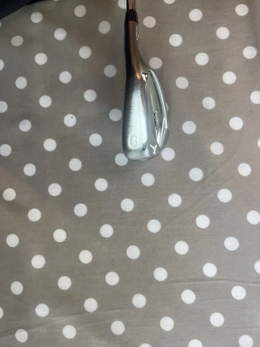 Mizuno 923 gap wedge 49 degree - Image 4