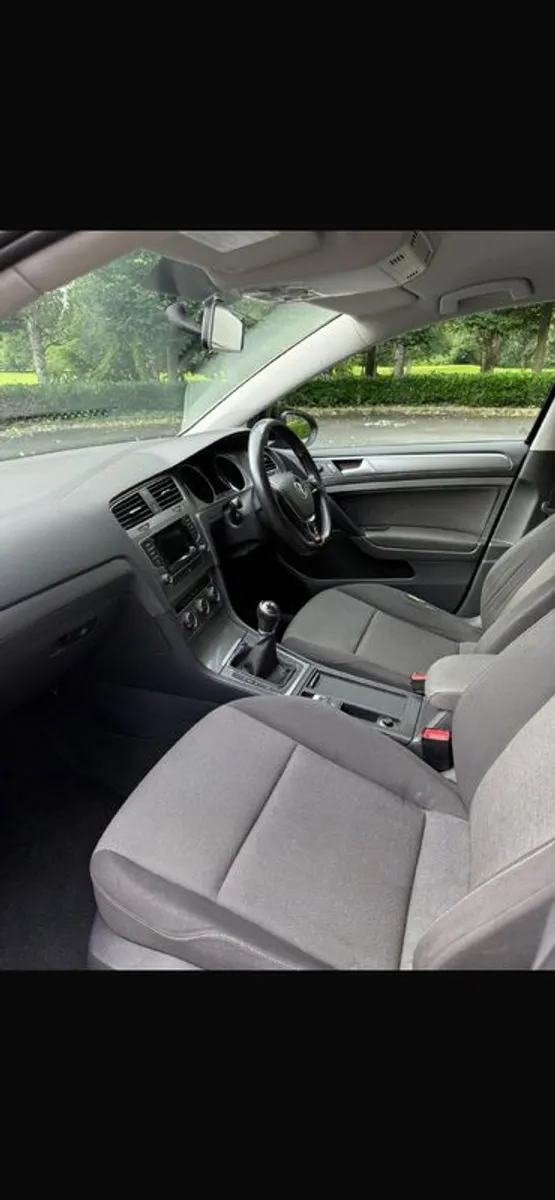 2014 Volkswagen Golf - Image 3