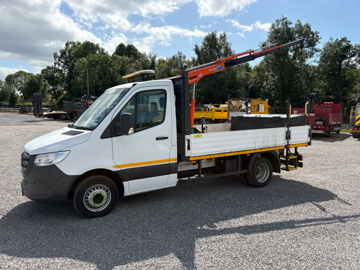 2020 Mercedes sprinter 516 5 Ton pickup & crane - Image 1