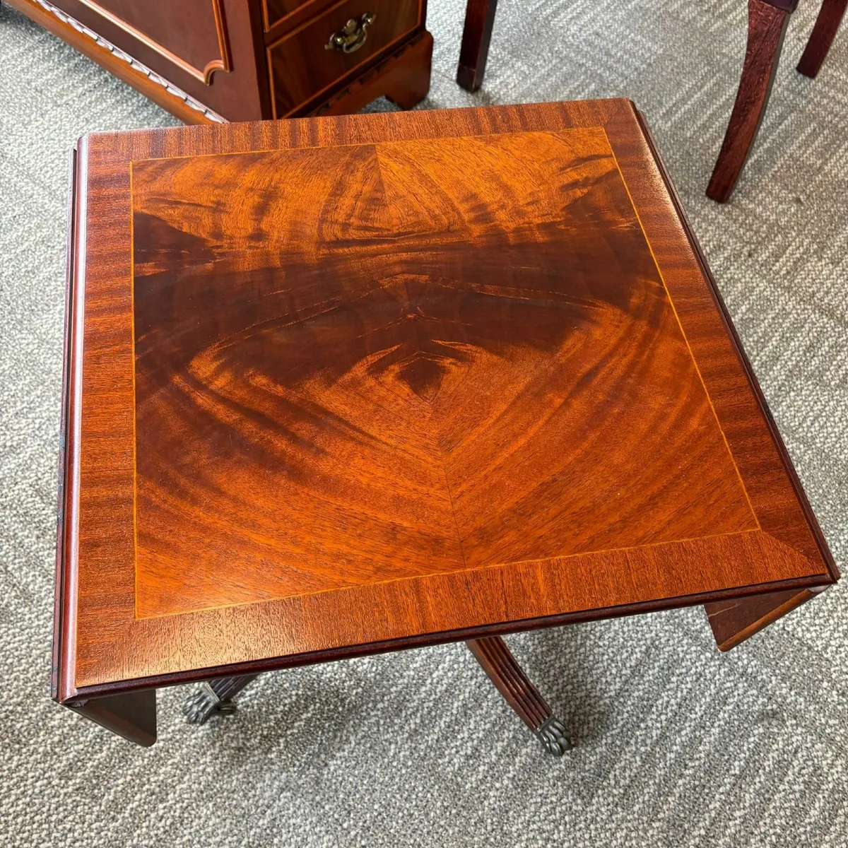 Fabulous mahogany inlaid drop leaf occasional tabl - Image 2