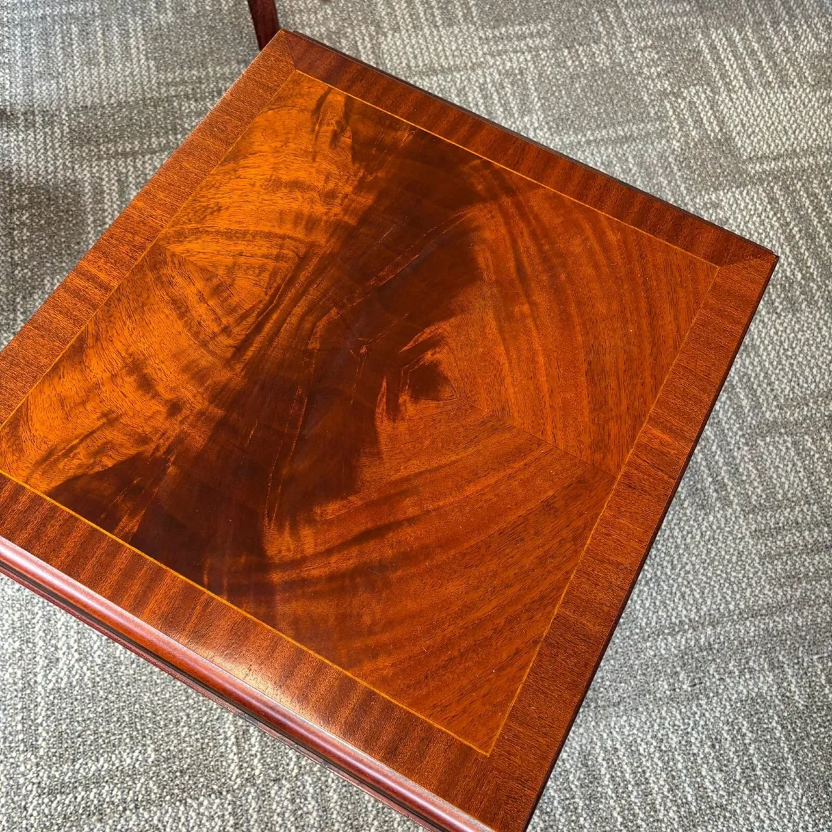 Fabulous mahogany inlaid drop leaf occasional tabl - Image 3