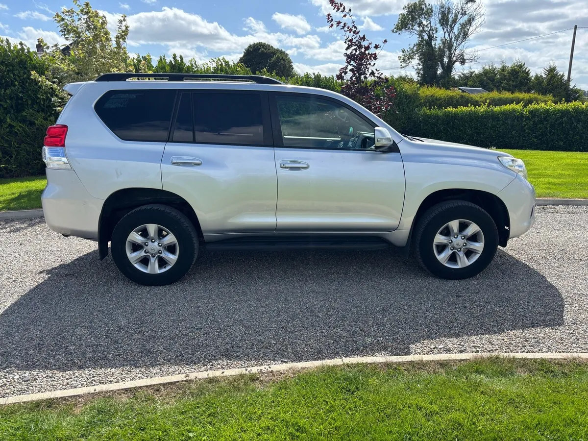 2013 TOYOTA LANDCRUISER 3LT LWB GX AUTO - Image 2