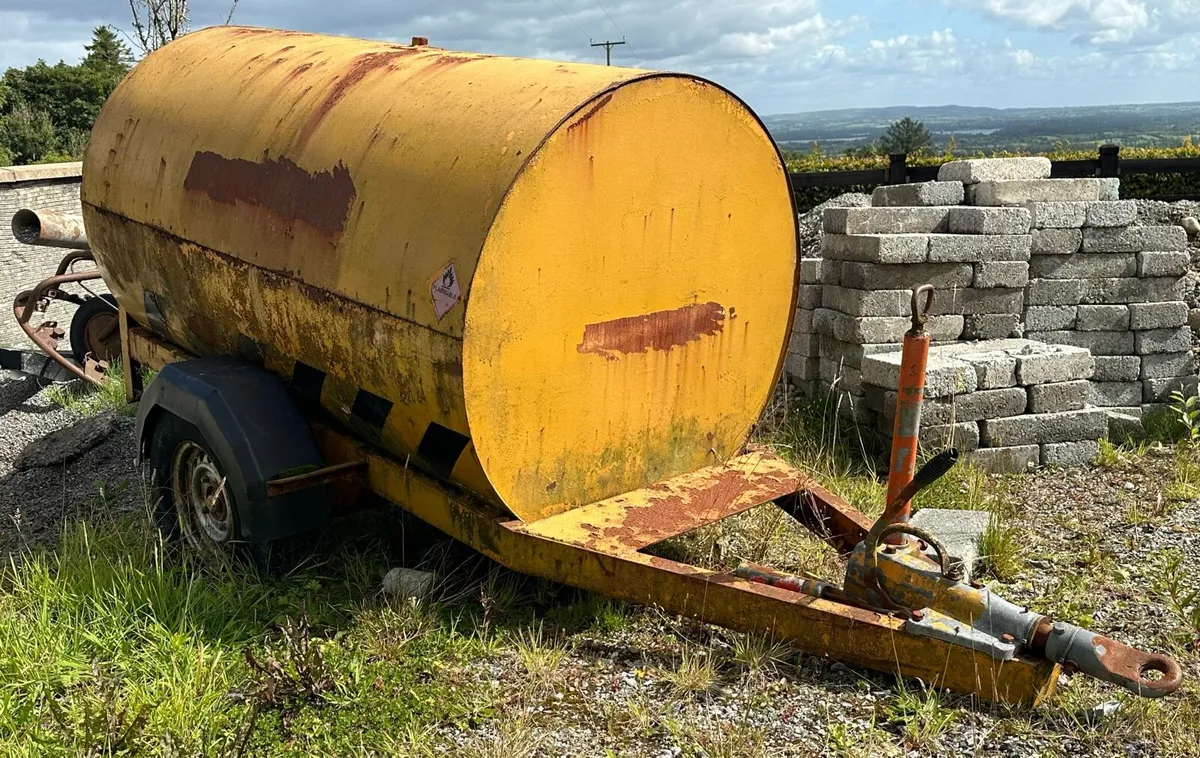 Fuel Bowser - Image 1