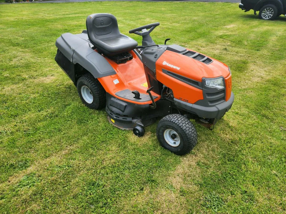 Husqvarna ride on mower - Image 3
