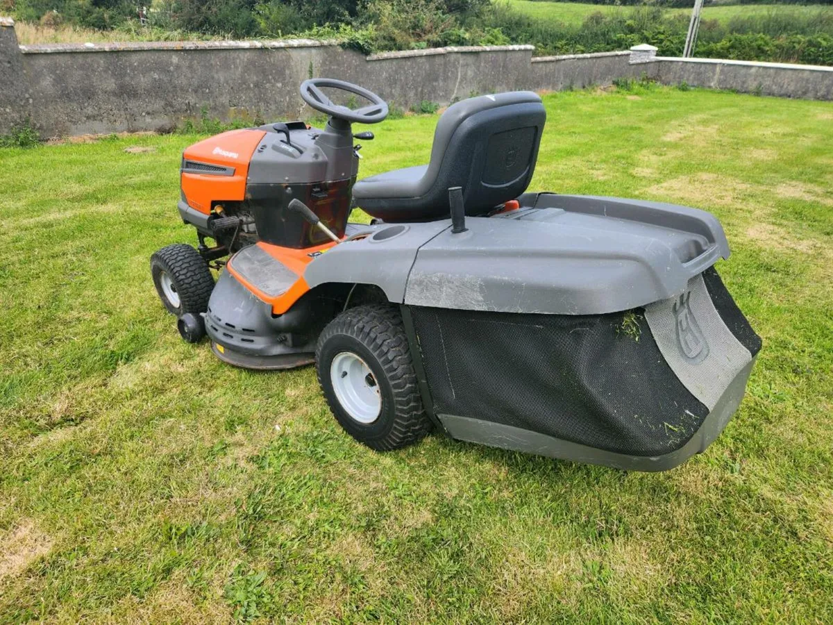 Husqvarna ride on mower - Image 4