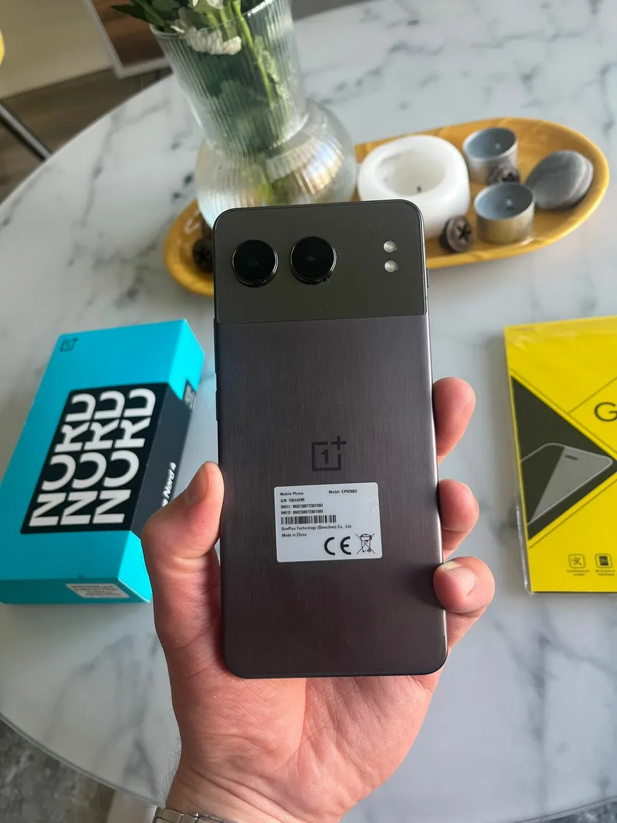 One Plus Nord 4 12/256GB Obsidian Midnight - Image 1